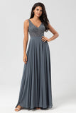 Selvsikker karismatisk A Line V Neck Eucalyptus Long Bridesmaid Dress with Beading