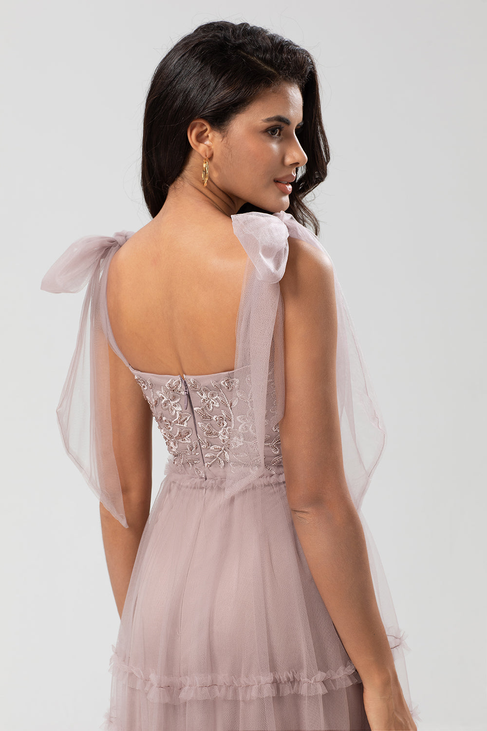 Keeper of My Heart A-Line V Neck Dusty Pink Long Bridesmaid Dress med perler