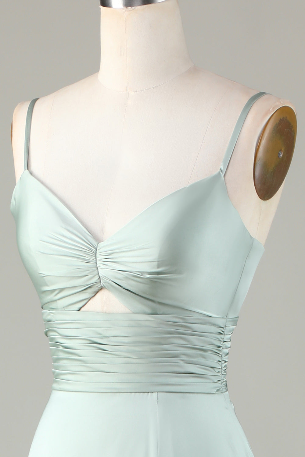 Nøkkelhull Spaghetti stropper Matcha brudepike kjole med spalte