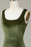 Velvet havfrue oliven brudepike kjole med Slit