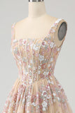 Luksuriøs A Line Square Neck Champagne Corset Prom Kjole med Appliques