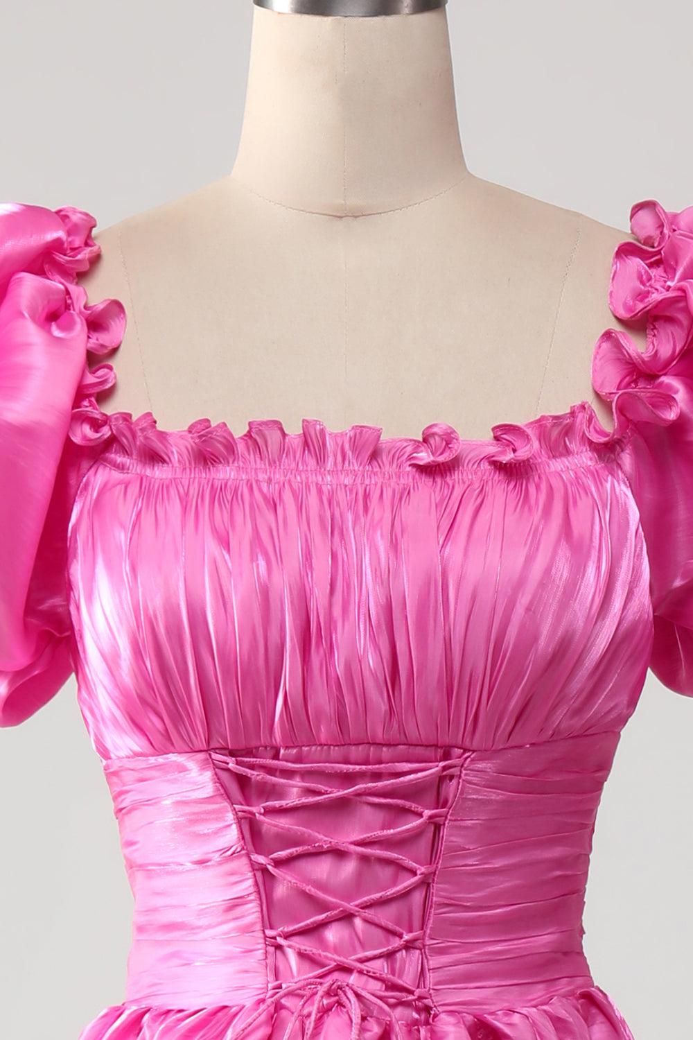 Puff ermer Hot Pink Prom kjole med Ruffles