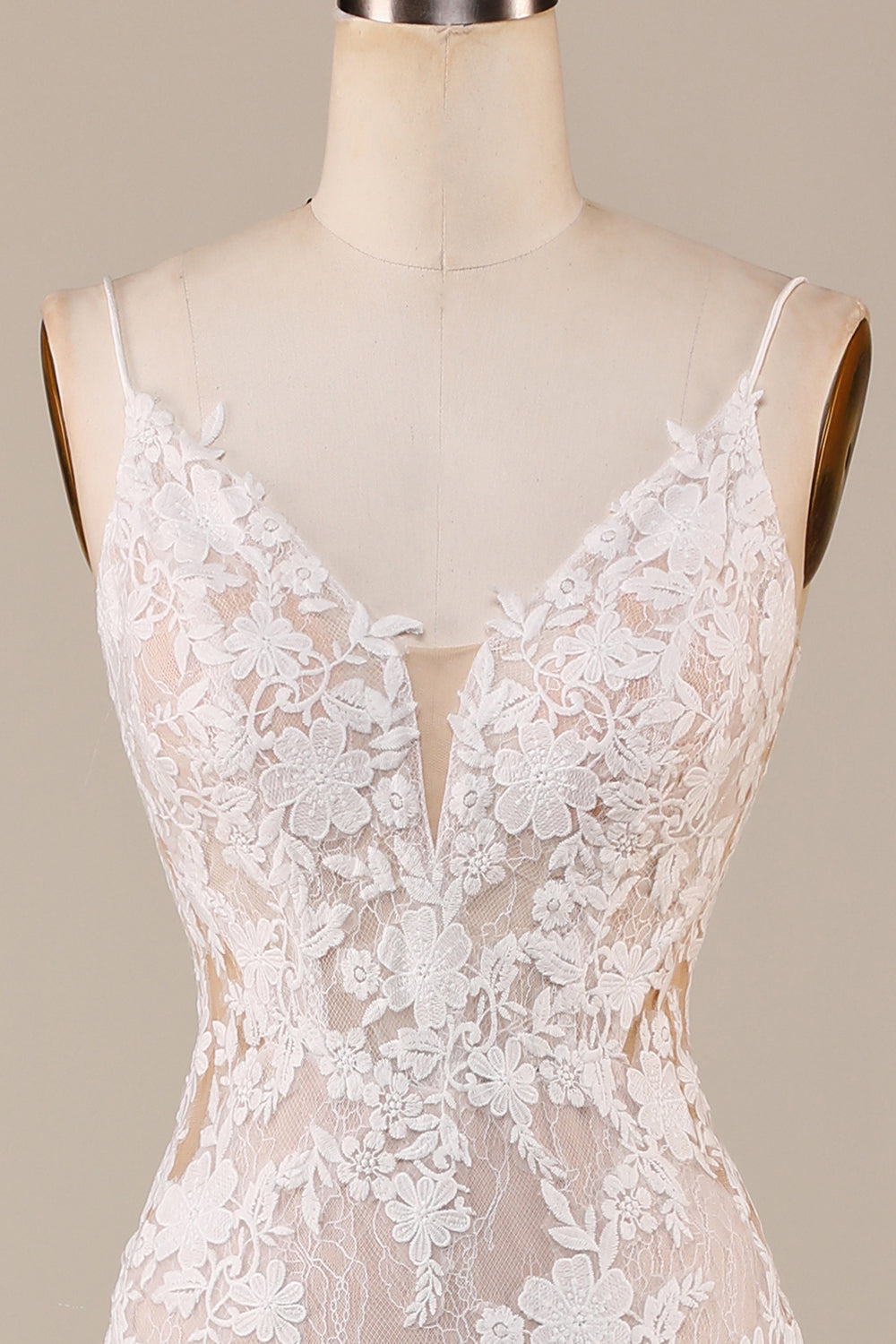 Sjarmerende havfrue spaghetti stropper elfenben lang brude kjole med blonder