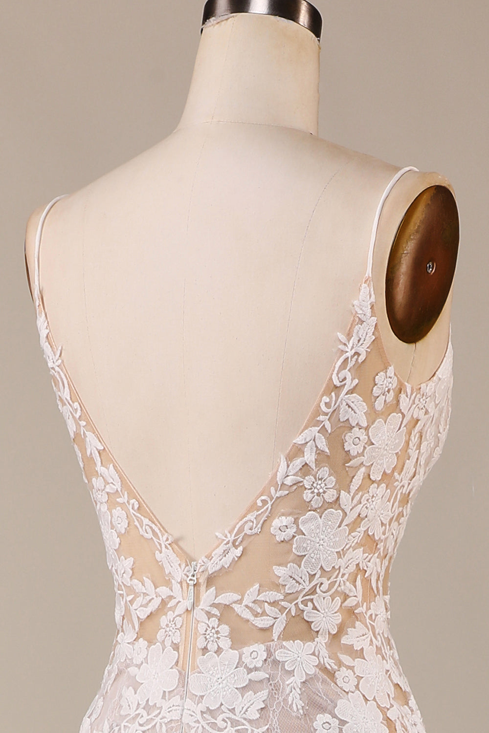 Sjarmerende havfrue spaghetti stropper elfenben lang brude kjole med blonder