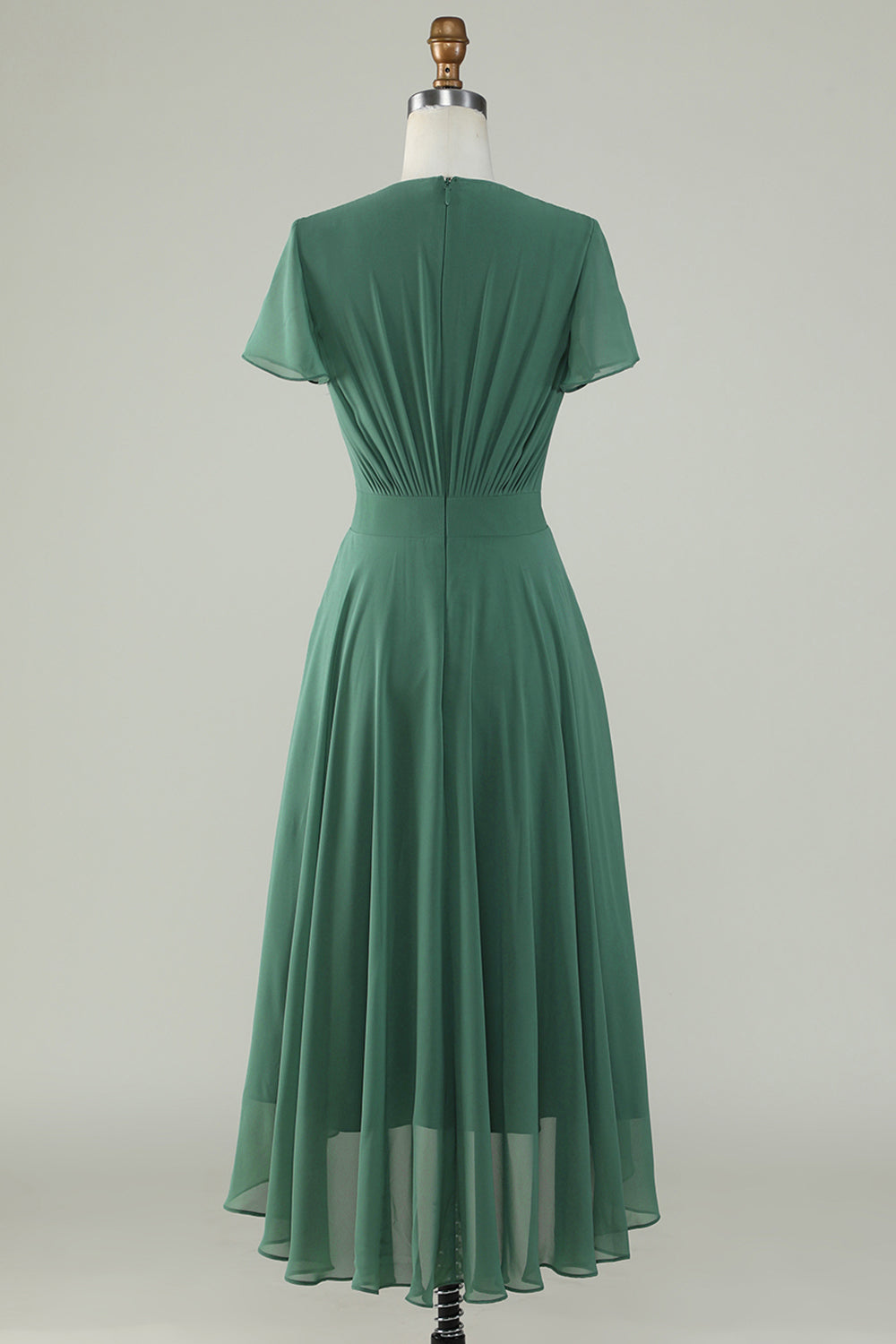 V-hals korte ermer eukalyptus brudepike kjole med sløyfe