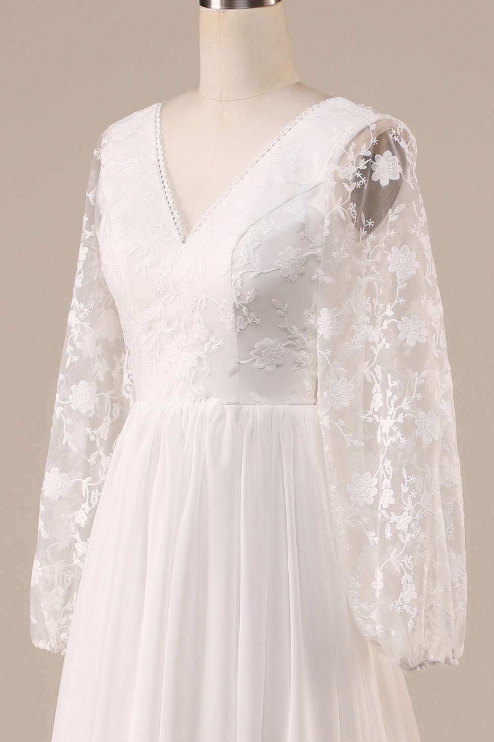 Ivory Chiffon Sweep Train Boho brudekjole med blonder