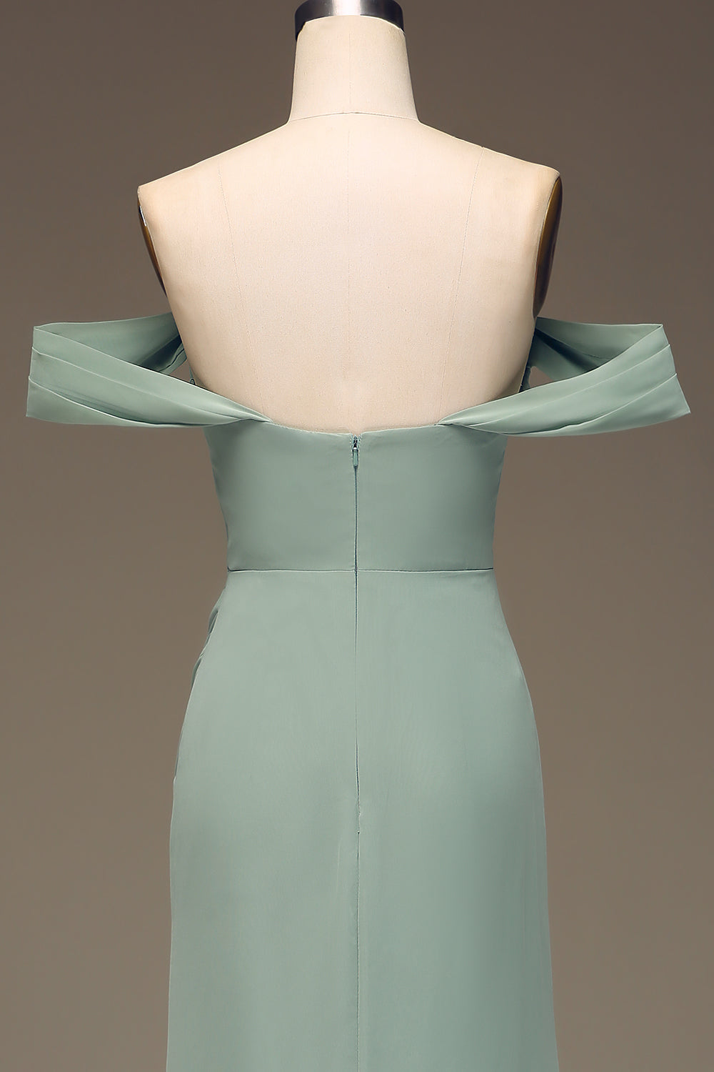 støvete salvie av skulderskjeden Chiffon plissert lang brudepike kjole