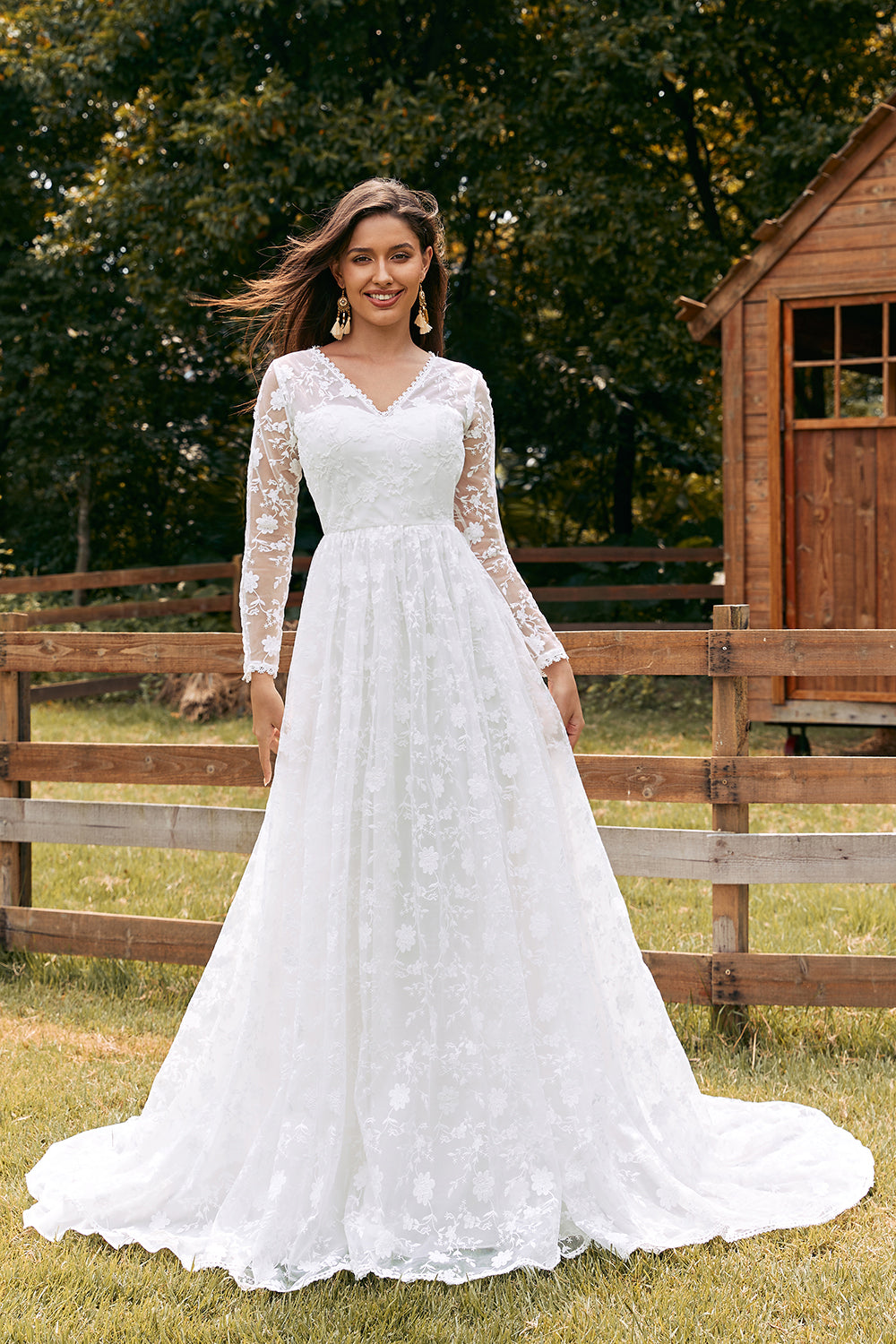 Ivory A-Line V-Neck Lace Sweep Train brudekjole med ermer