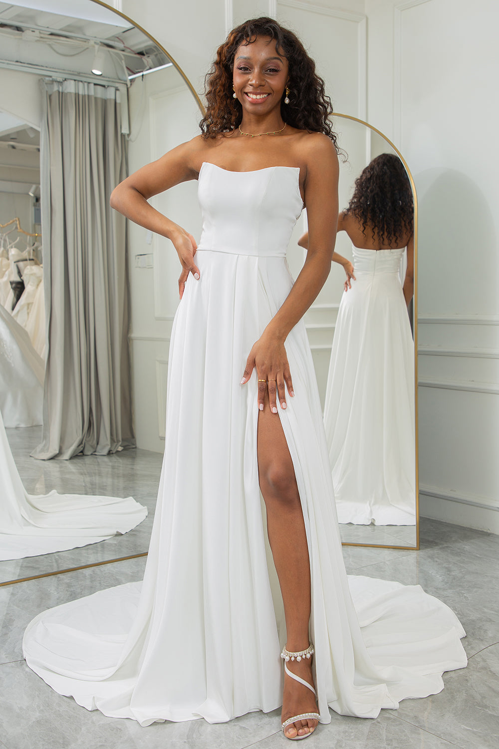 Elfenben avtakbare lange ermer Sommerfugler Boho brudekjole