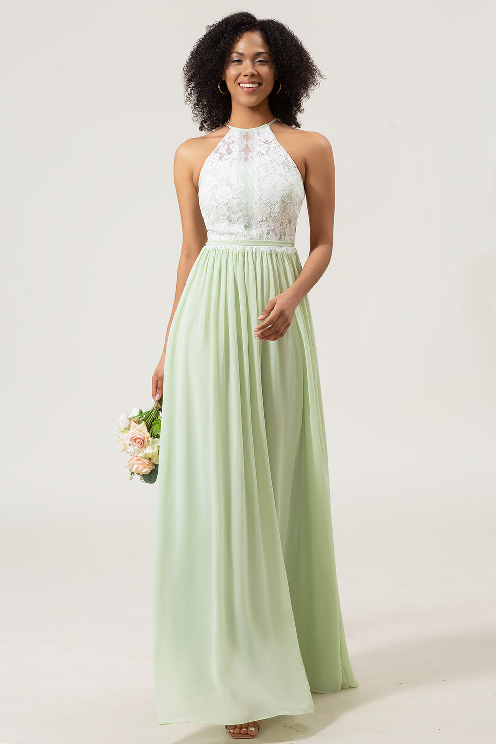 A-Line Halter Neck Dusty Sage Lace og Chiffon Long Bridesmaid Dress
