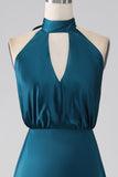 Peacock A-Line Halter Neck Long Bridesmaid Dress med Slit