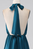 Peacock A-Line Halter Neck Long Bridesmaid Dress med Slit