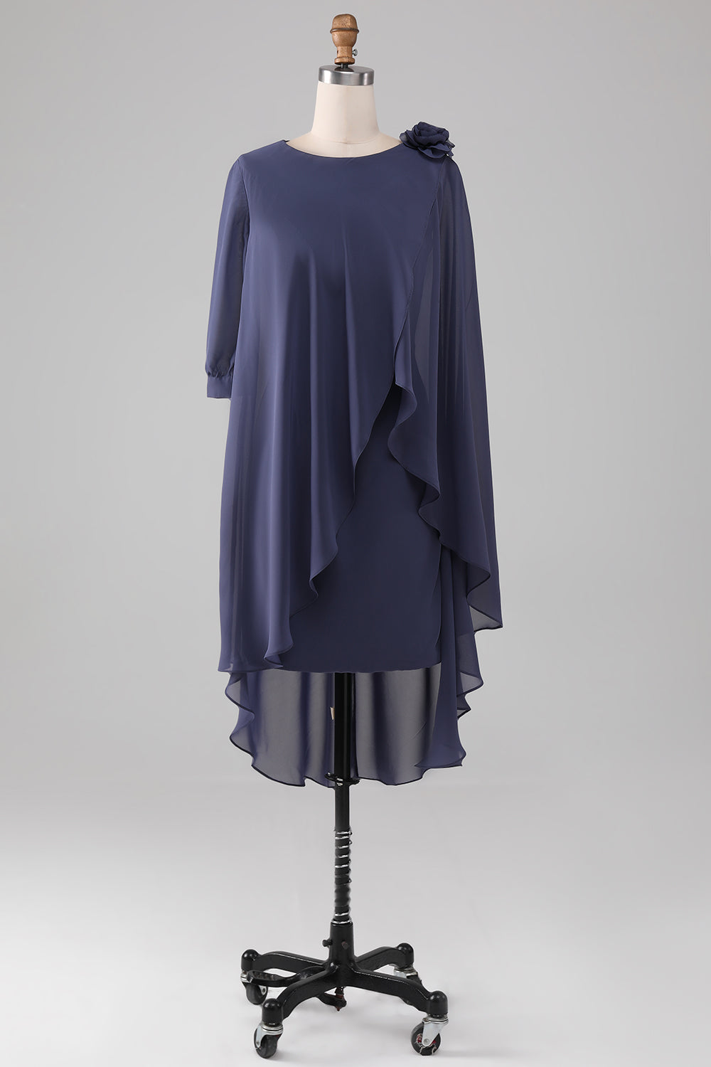 Slire Scoop Beaded Kne-Lengde Chiffon Mor til bruden kjole