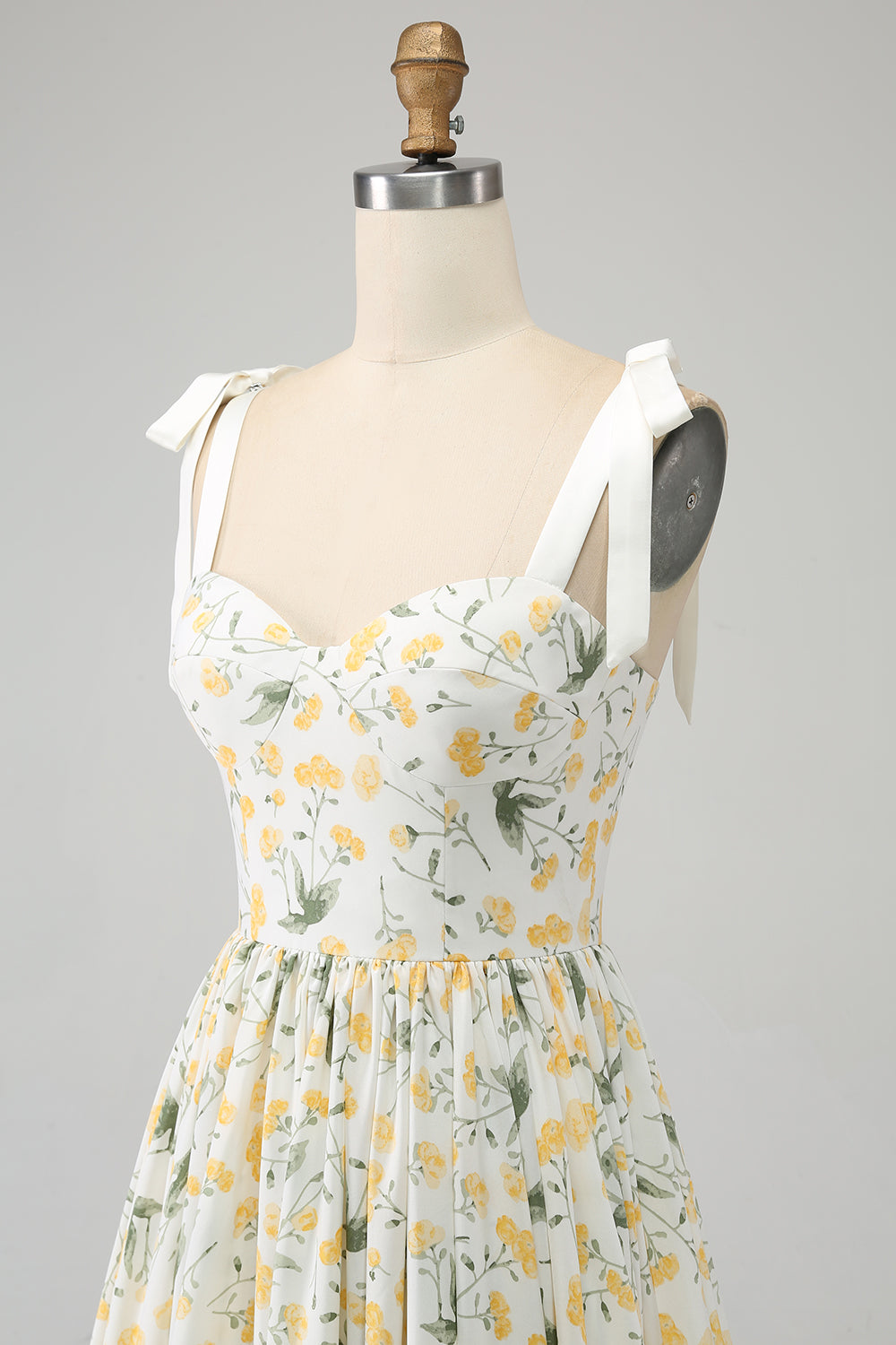 Ivory A-Line Floral Long Prom Kjole