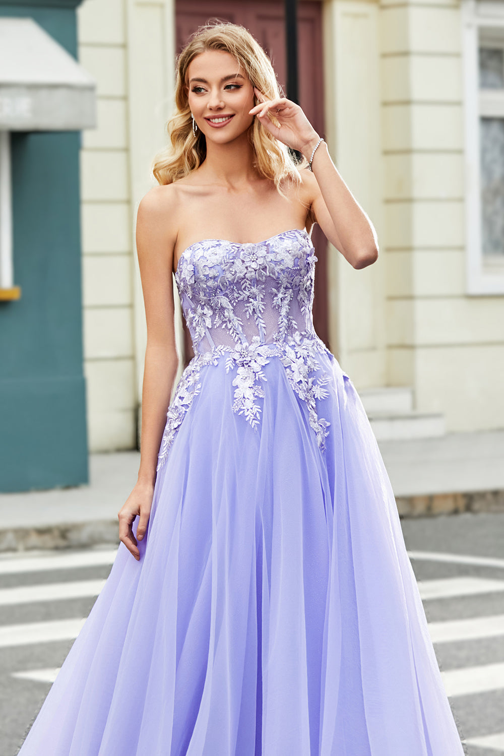 Nydelig en linje av skulderen Lavendel korsett Prom kjole med Appliques