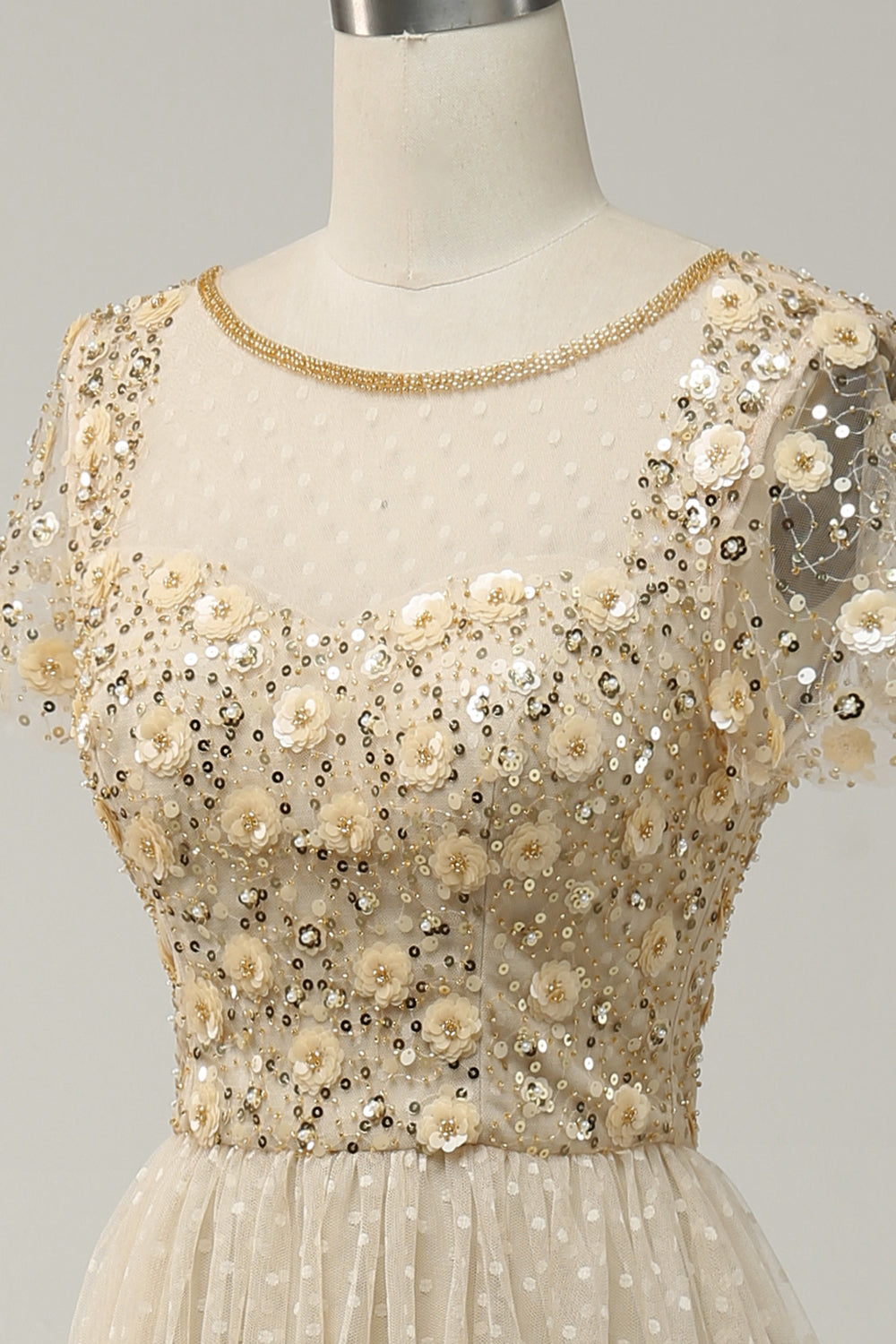 Aprikos Tulle A Line paljetter Prom kjole med Appliques