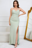 Mermaid Spaghetti stropper Light Green Plus Size Prom kjole med Criss Cross Back