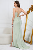 Mermaid Spaghetti stropper Light Green Plus Size Prom kjole med Criss Cross Back