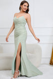 Mermaid Spaghetti stropper Light Green Plus Size Prom kjole med Criss Cross Back