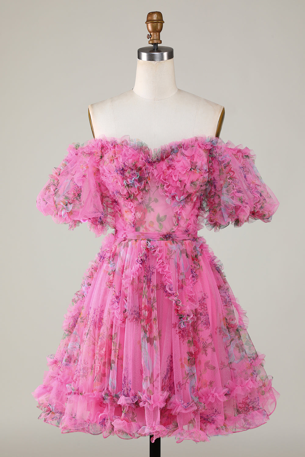 Stilig linje av skulderen Dusty Rose Tylle Kort Homecoming kjole med korte ermer
