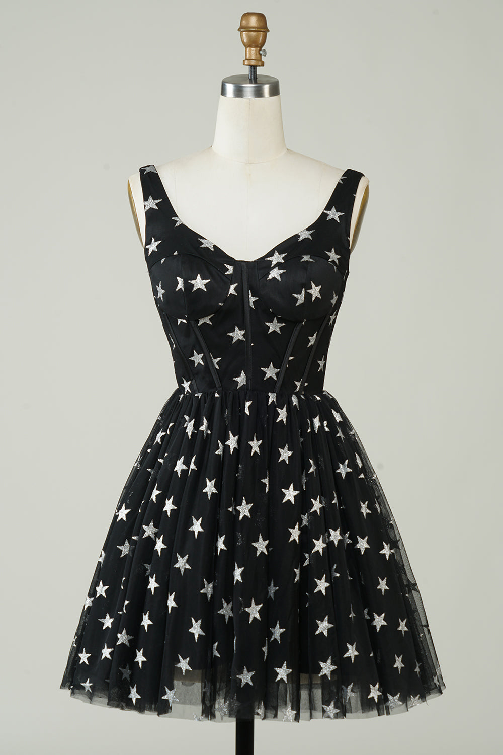 Søt A Line V Neck Black Tylle Kort Homecoming kjole med stjerner