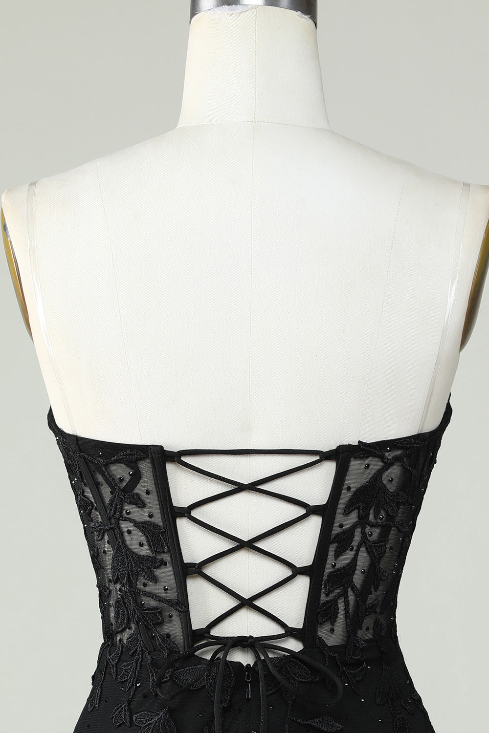 Bodycon Sweetheart Black Corset Kort Homecoming kjole med applikasjoner