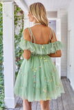 Cute A Line Lavender Off the Shoulder Corset Homecoming Dress med Ruffles