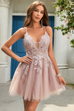 A Line Spaghetti stropper Blush Short Cocktailkjole med Criss Cross Back