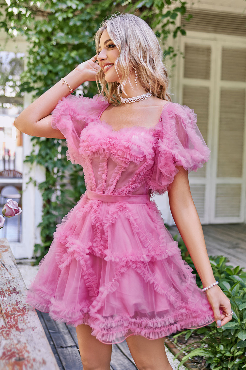Søt en linje Blush Tulle Off The Shoulder Short Homecoming Dress