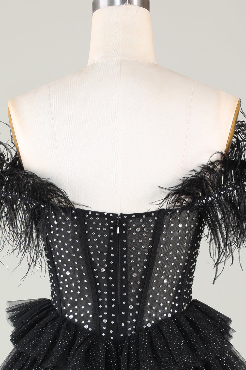 Sparkly Beaded Corset A-Line Black Short Homecoming Dress med fjær