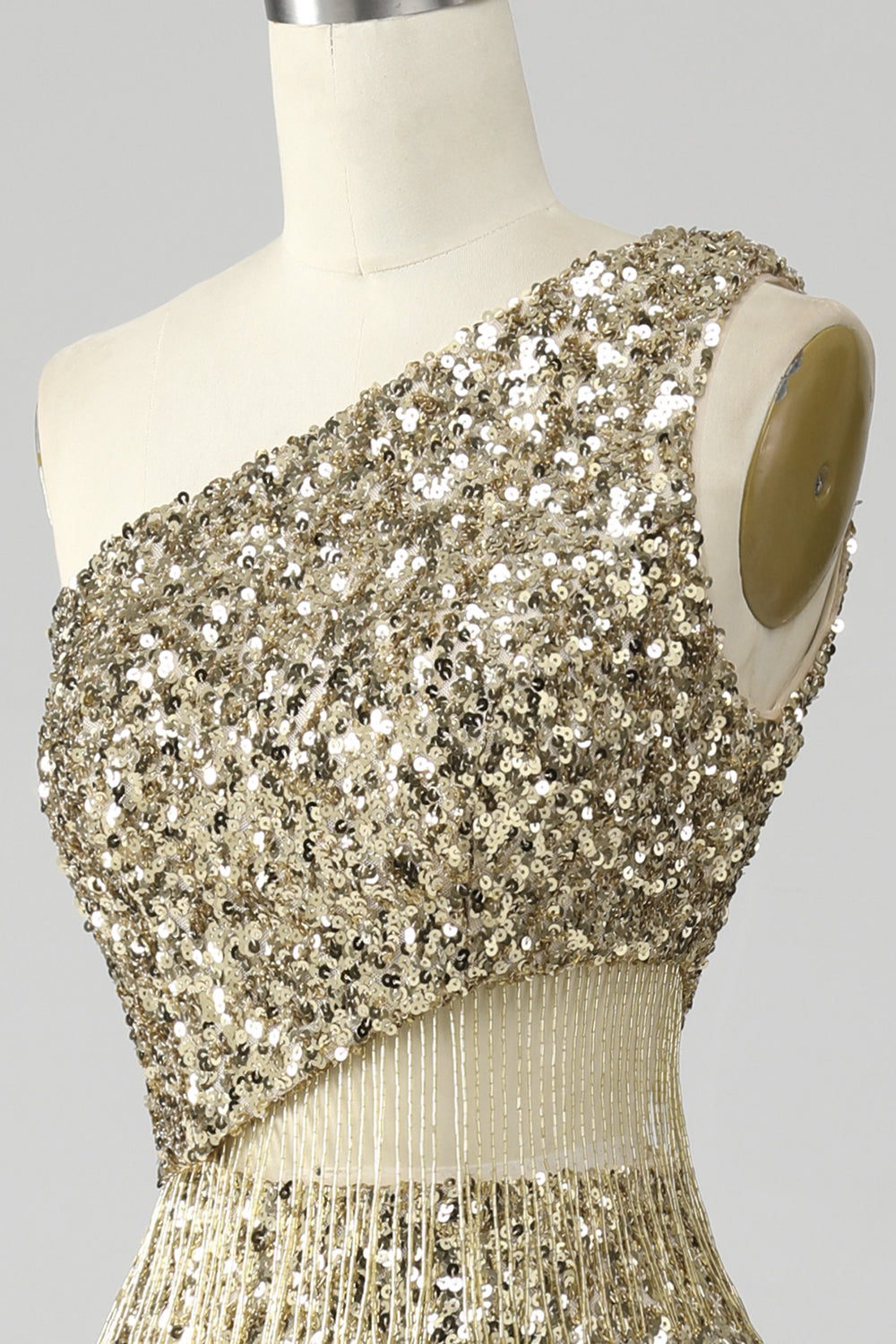 Golden One Shoulder Fringe Sequin Prom kjole med spalt