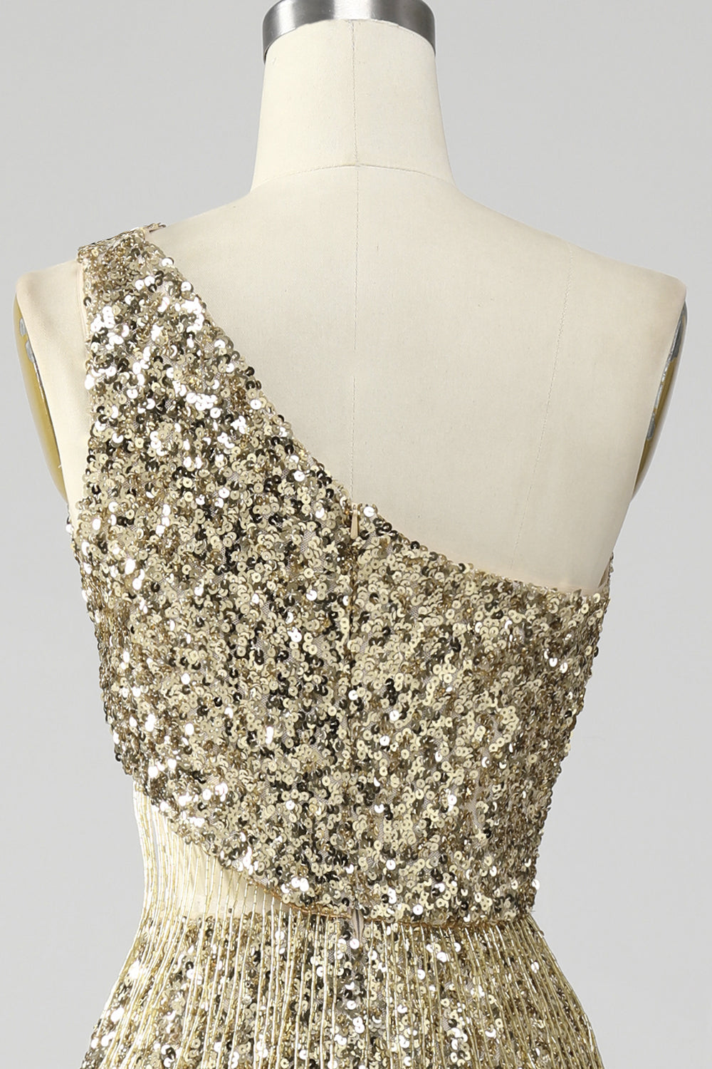 Golden One Shoulder Fringe Sequin Prom kjole med spalt