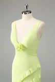 Lime Deep V Neck Ruffles Bryllup Guest kjole med Slit