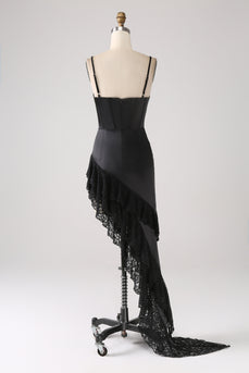 Asymmetrisk svart spaghetti stropper Prom kjole med volanger