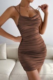 Brun rynket Bodycon Mini Festkjole