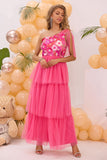 Fuchsia One Shoulder A Line Tiered Tyll Lang Ballkjole