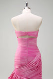 Glitrende Fuchsia Havfrue Stroppeløs Beaded Ruched Ruffles Lang Ballkjole med Splitt