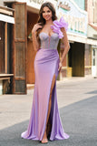 Havfrue Fuchsia One Shoulder Avtagbare Volanger Lang Ballkjole Med Splitt