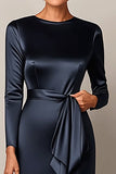 Elegant Bodycon Navy Sateng Kjole Til Bruden Med Drapering