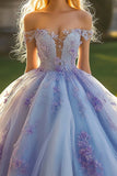 Prinsesse lavendel ballkjole fra skulderen tyll Quinceanera kjole med 3D-blomster