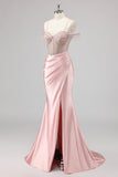 Glitrende havfrue Kald skulder Beaded Lang Rosa Ballkjole med Splitt