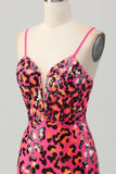 Fuchsia Bodycon Spaghetti Stropper Paljetter Homecoming Kjole med Splitt