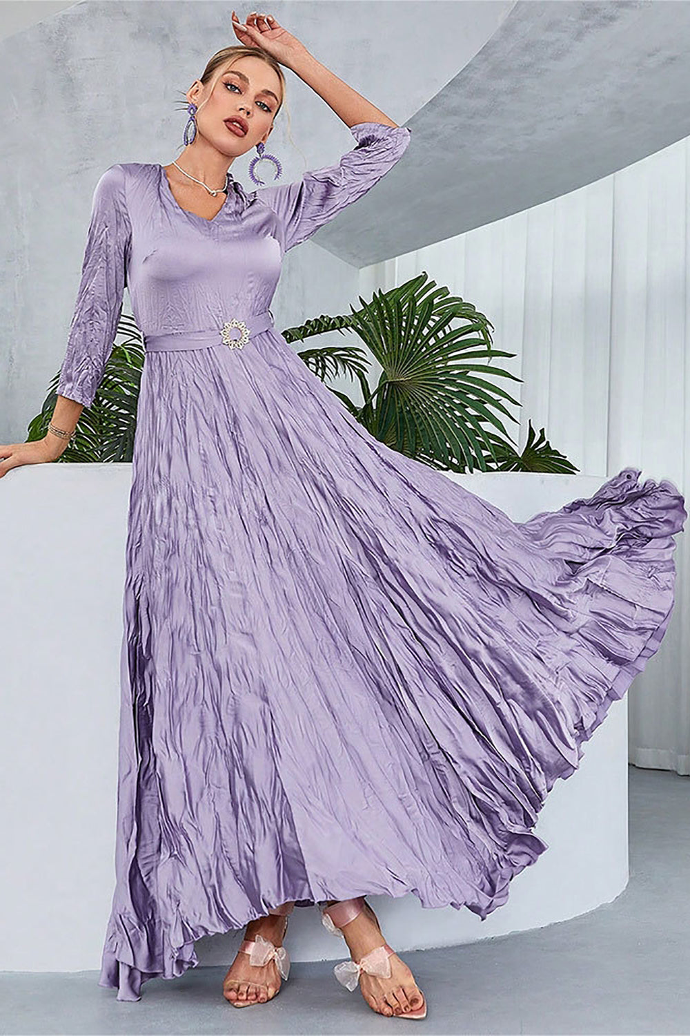 Lilac plissert en linje lange ermer Prom kjole