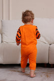 Oransje Halloween familiematchende pyjamassett