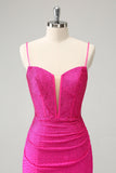 Fuchsia Bodycon Spaghetti stropper Ruched Kort Homecoming kjole med perler