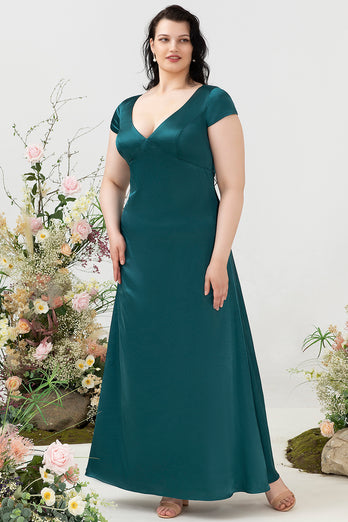 En linje V hals mørkegrønn pluss størrelse brudepike kjole med åpen rygg