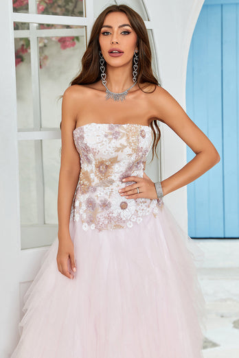Stroppeløs A Line Pink Tylle Prom kjole med applikasjoner