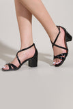 Svart Kors Strappy Block Heel Sandal