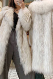 Hvit åpen front fluffy lang shearling fuskepels