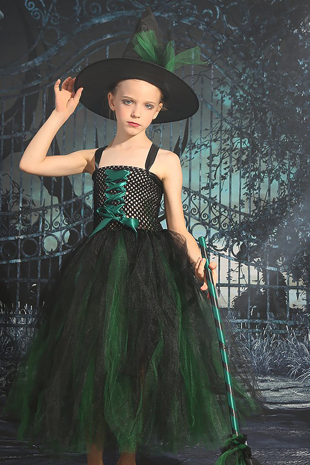 Mørkegrønn snøre-up foran tyll Halloween jente kjole